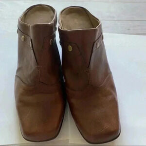 Aerosoles Sawcremento Brown Studded Mules Sz 10.5